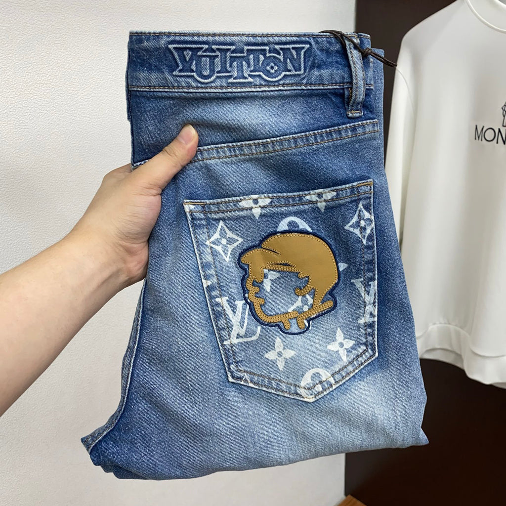 Cartoon Applique Monogram Pocket Slim Fit Denim E260937