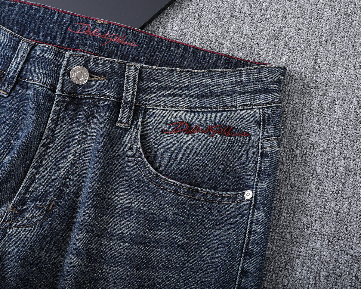 Vintage Embossed Emblem Slim Denim V260822
