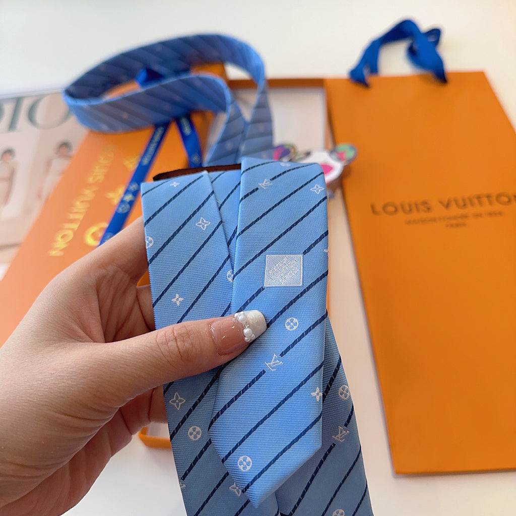 Diagonal Stripe Jacquard Necktie E2081013