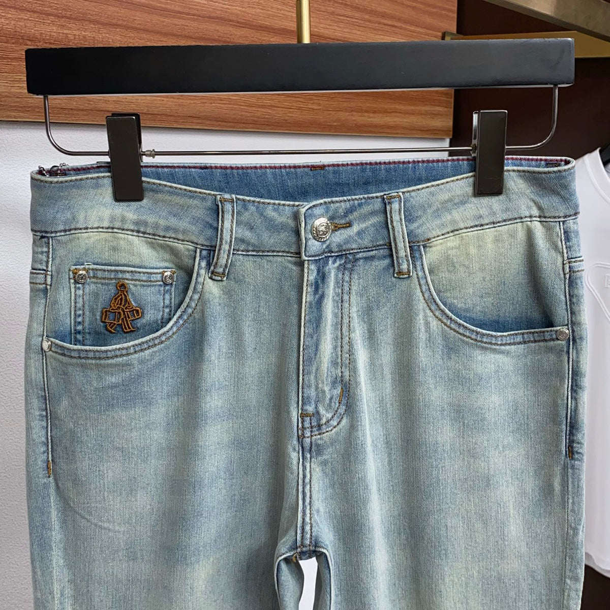Light Vintage Faded Wash Mens Embroidered Denim Trousers R260504