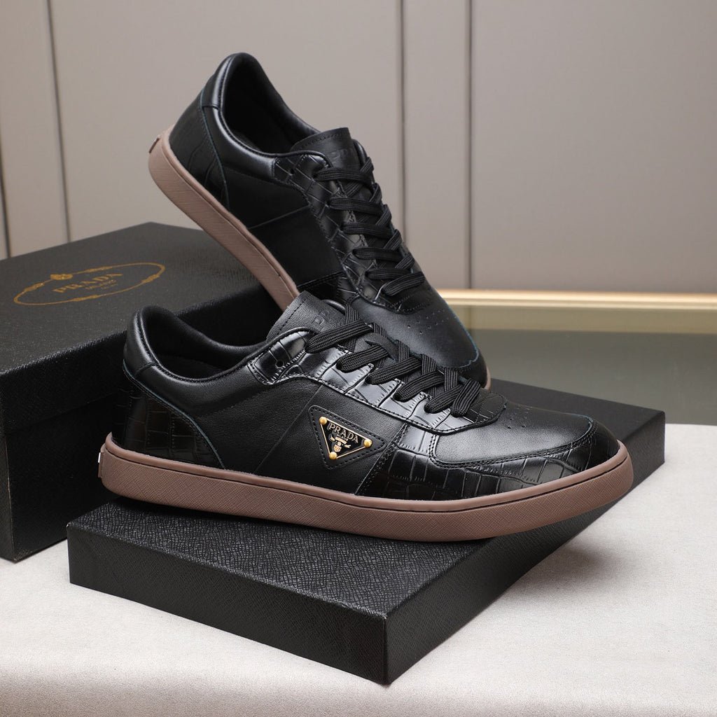 Croc Embossed Patchwork Triangle Logo Low Top Sneakers S283409