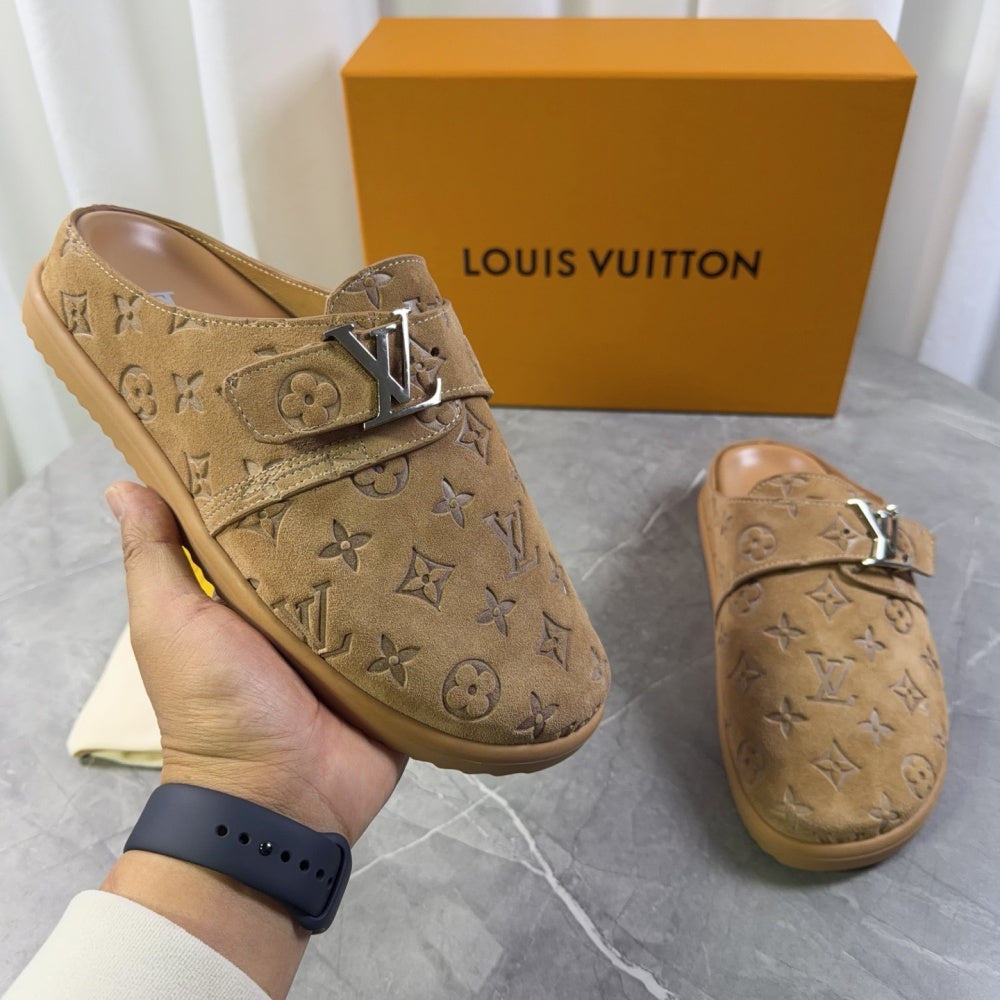 Embossed Strap Buckle Mule Slides S265511