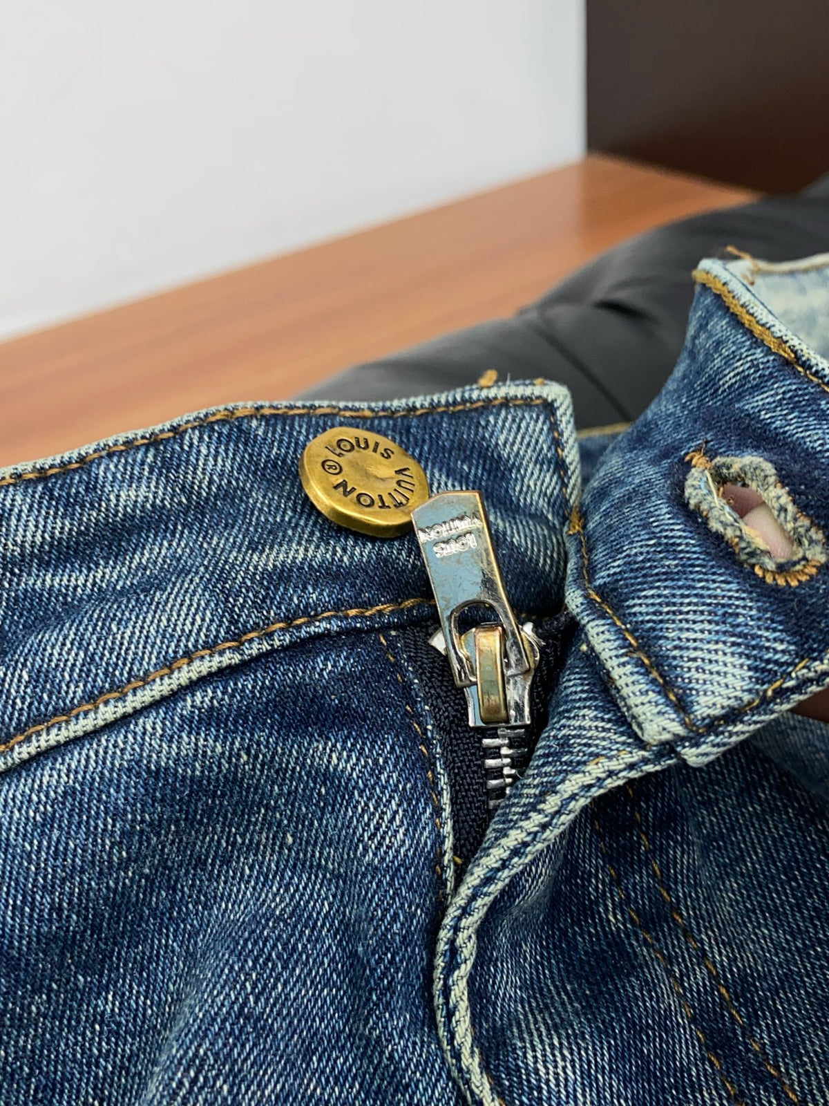 Yellow Tone Retro Denim Jeans With Blue Leather Waist Patch R260537
