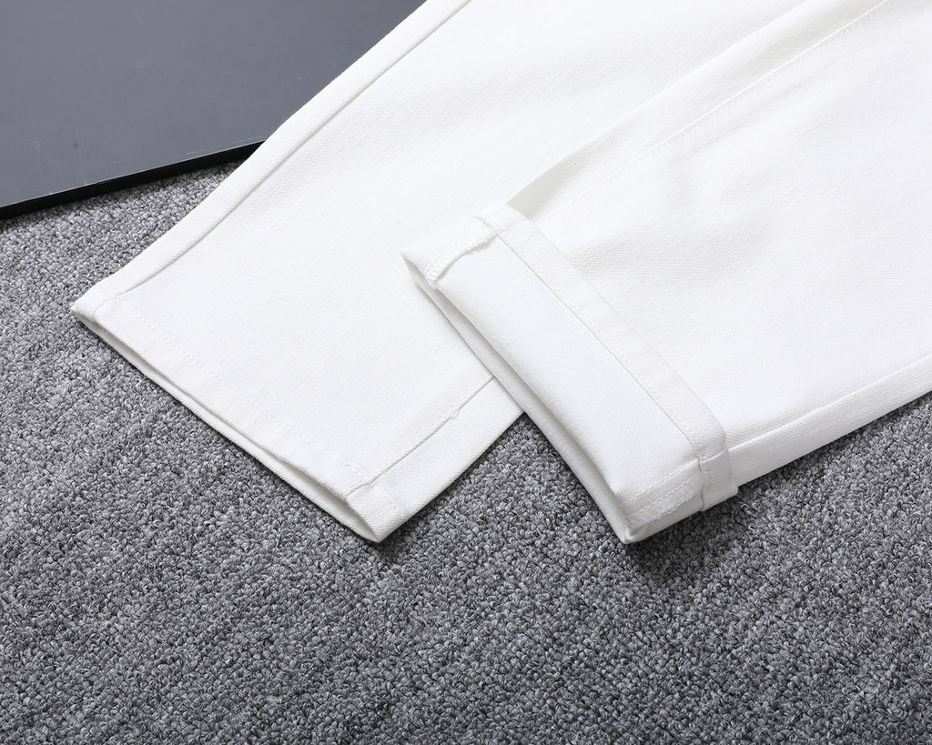 Clean White Denim With Triangle Badge V260831