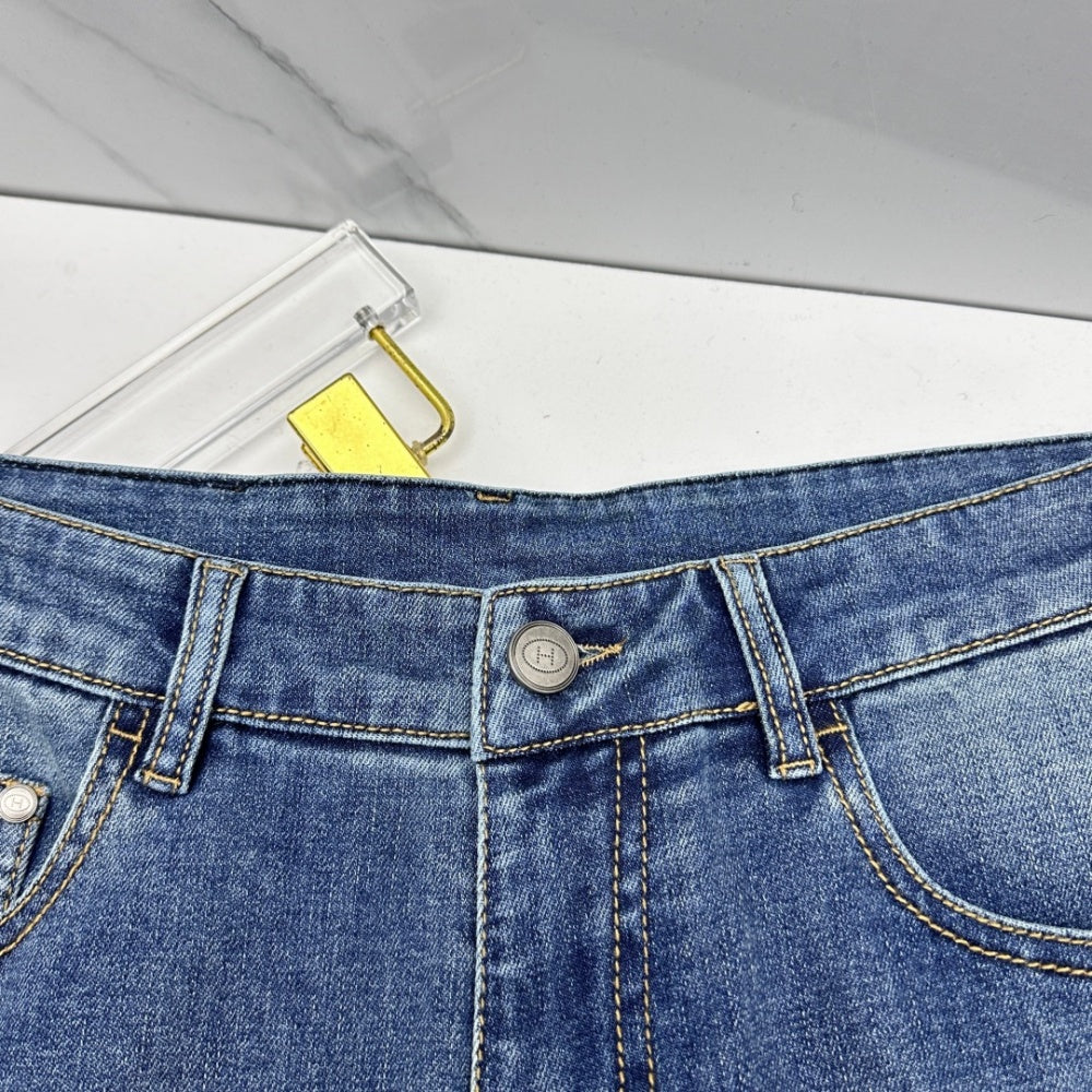 Back Pocket Letter Embroidered Vintage Blue Straight Denim Jeans P141005