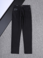 Solid Black Wash Metal Logo Plate Jeans V260814