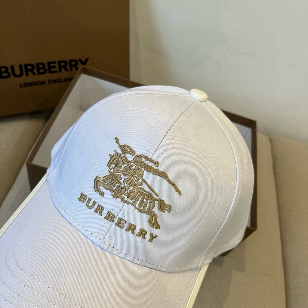 Embroidered Knight Motif Baseball Cap U310516