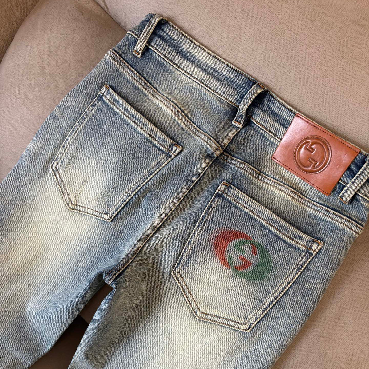 Back Pocket Color Circular Printed Vintage Light Blue Denim Jeans R260550
