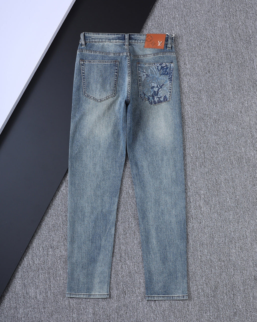 Vintage Fade Camo Pattern Embroidered Jeans V260850