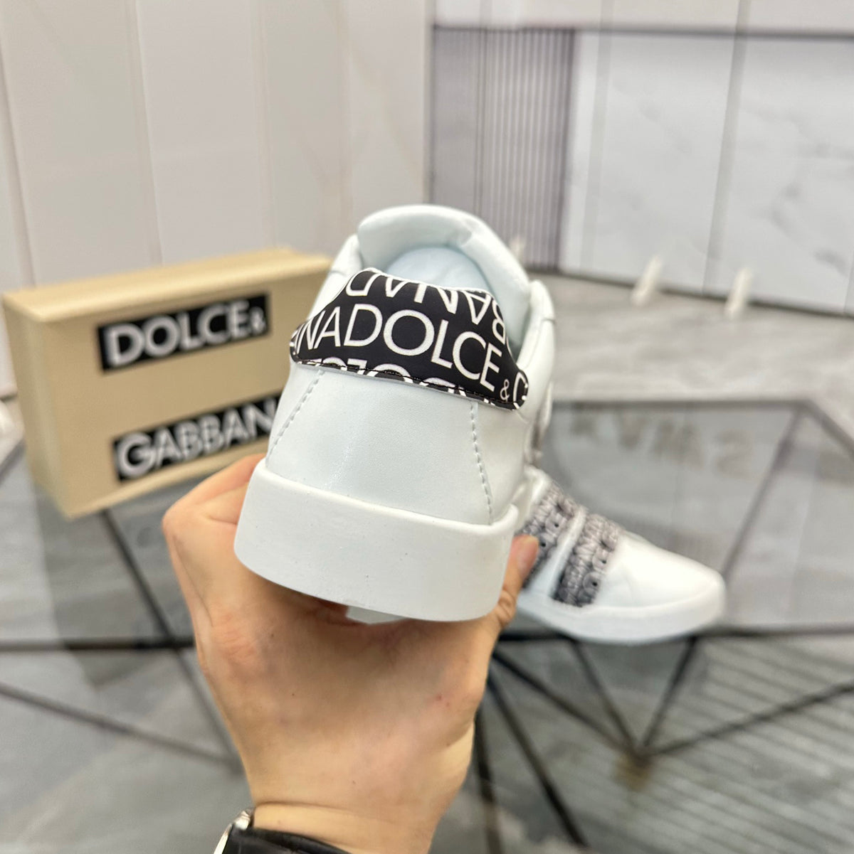Men's Logo Strap Velcro Low Top Sneakers JN081107