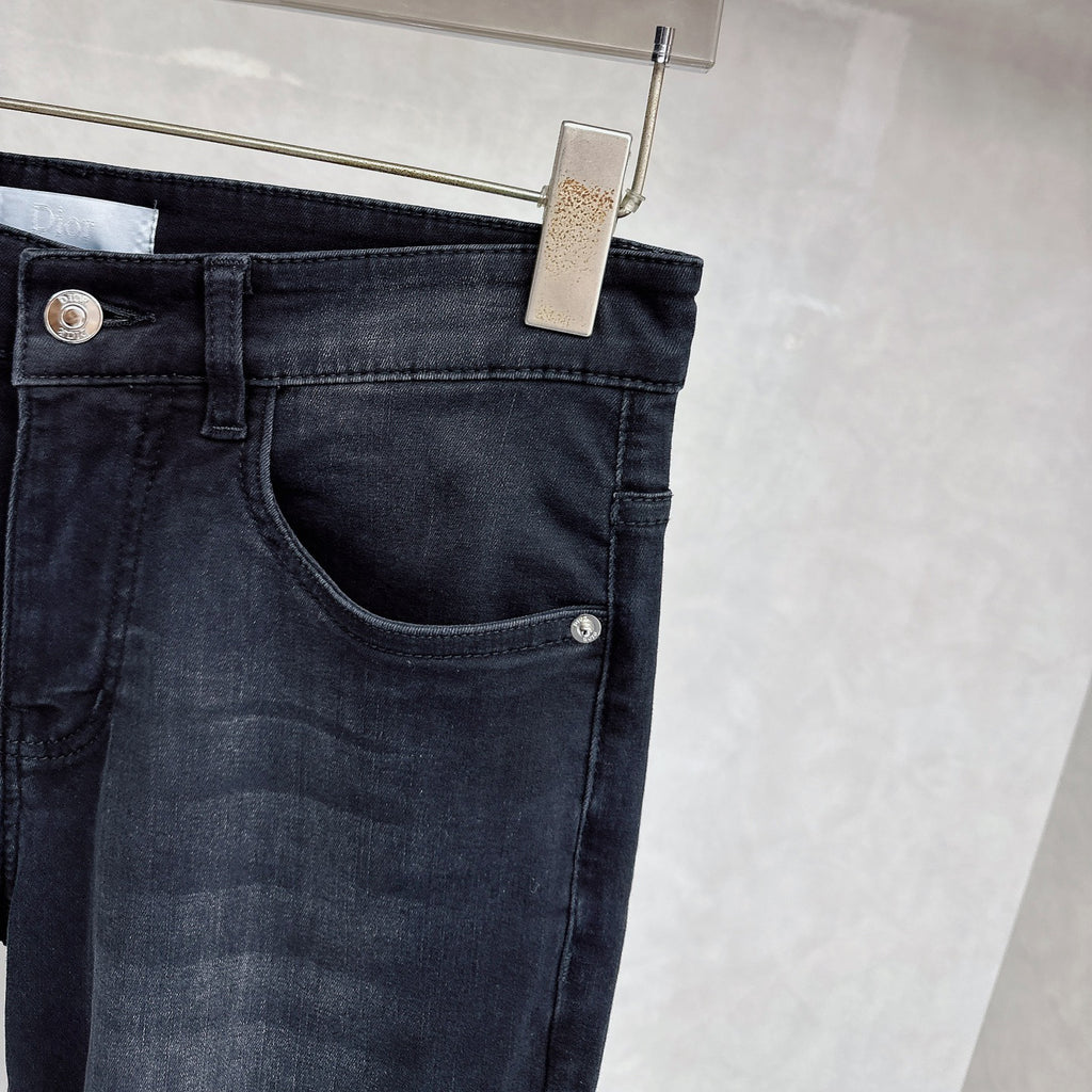 Black Faded Wash Raised Appliqué Pocket Denim Jeans L260622