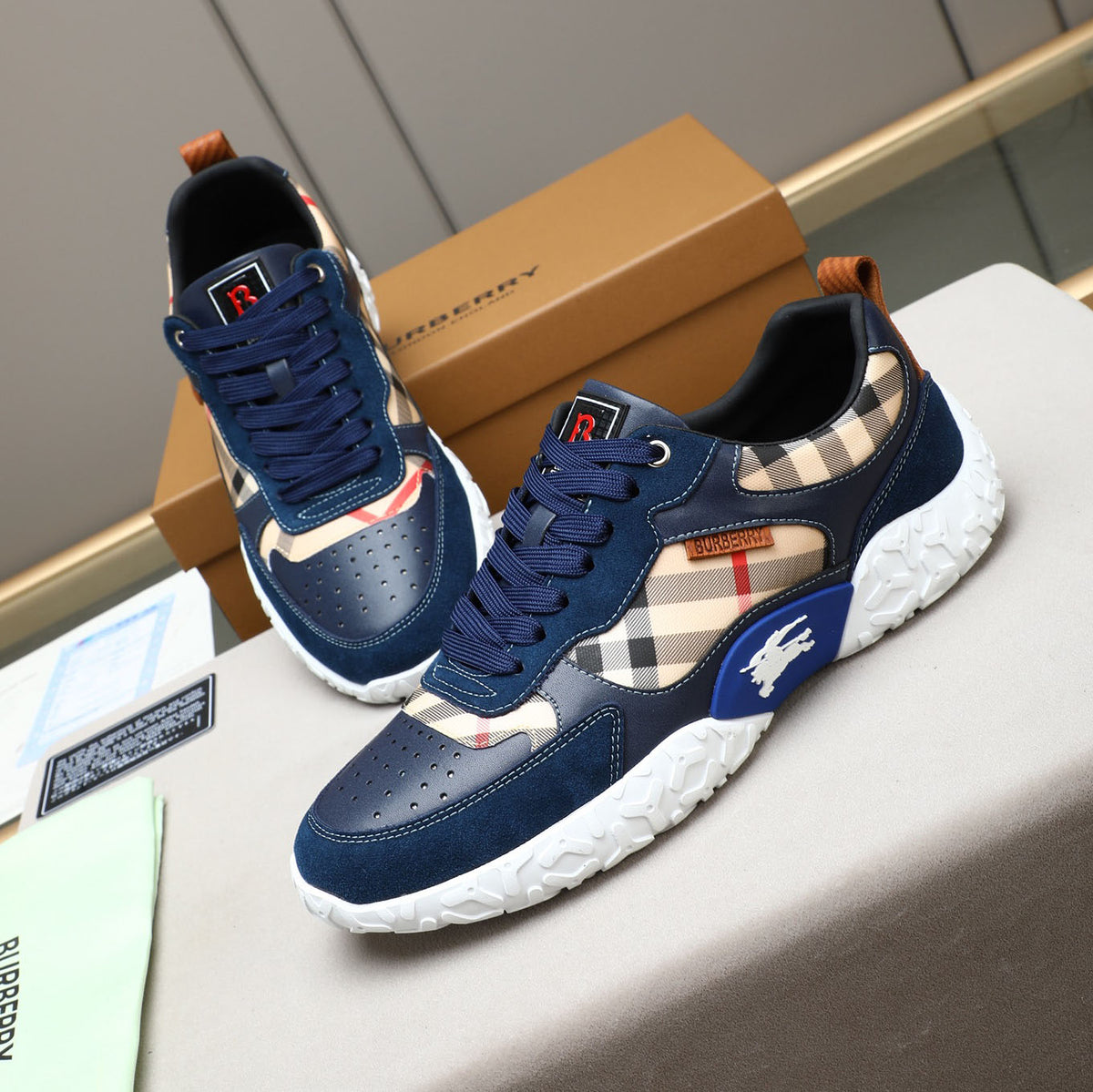 Men's Plaid Patchwork Chunky Sole Casual Sneakers NE190125