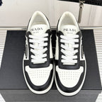 Triangle Badge Flat Lace-up Sneakers With Perforated Toe S265505