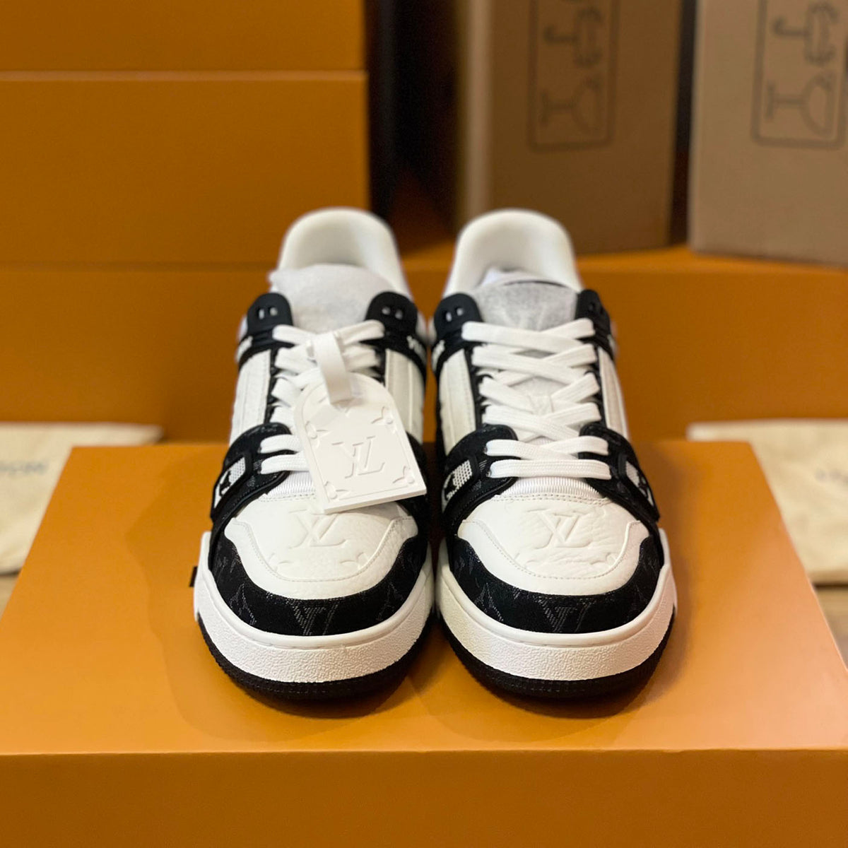 Pattern Panel Lace-Up Low Top Trainer Sneakers S283418