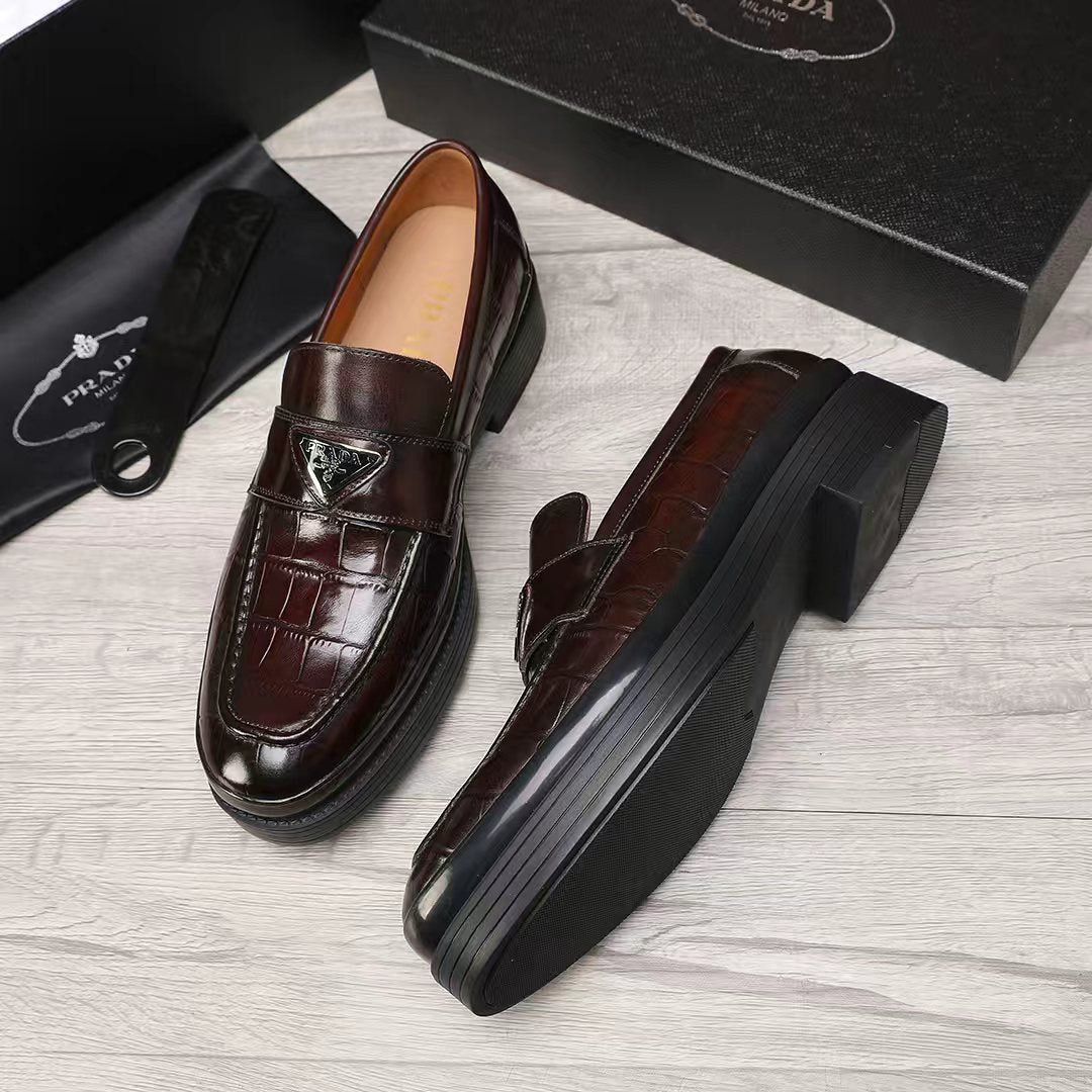Croc Embossed Slip-On Loafers U310509