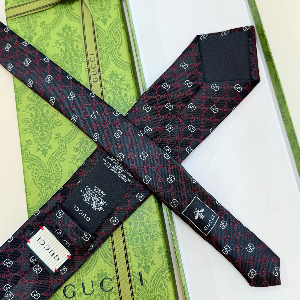 Men's Diamond Grid Jacquard Necktie E2081008