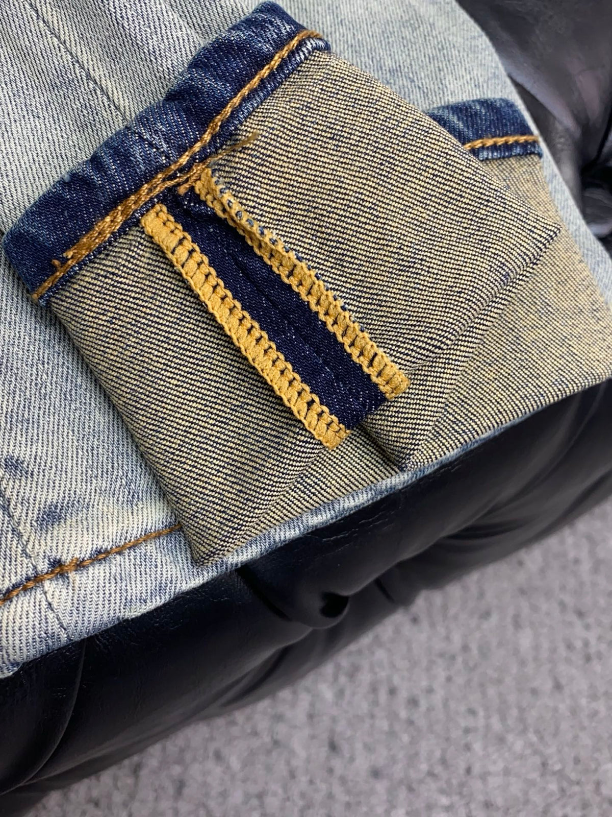 Vintage Fade Multi-Pattern Check Jeans E260939