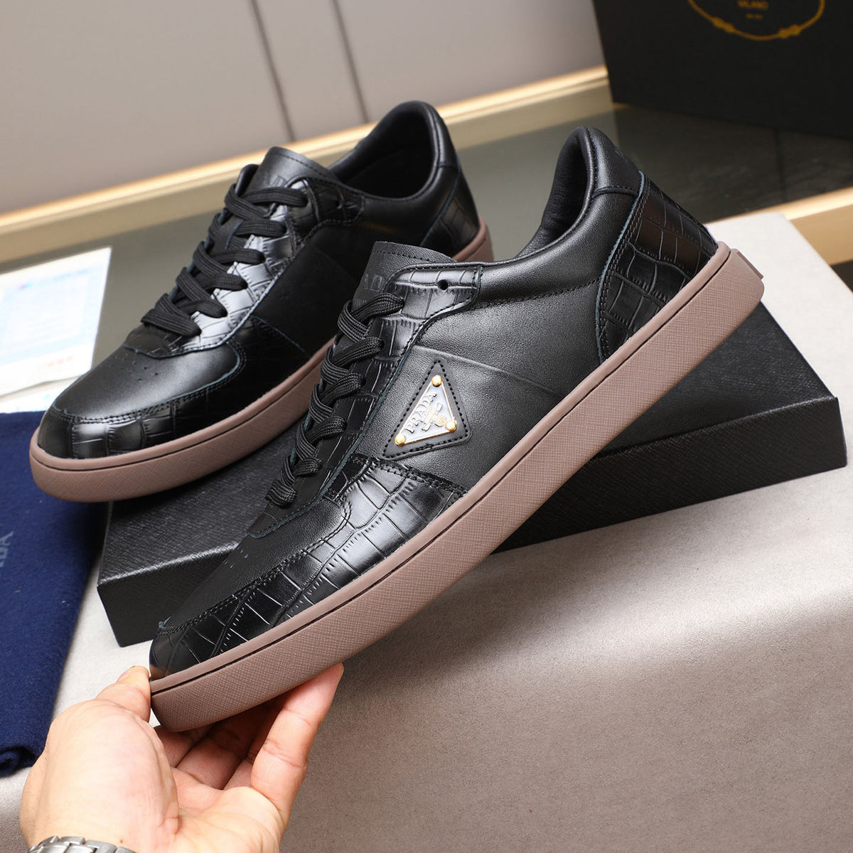Croc Embossed Patchwork Triangle Logo Low Top Sneakers S283409