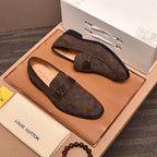 Men's Checkered Embossed Metal Logo Slip-On Loafers NE190123
