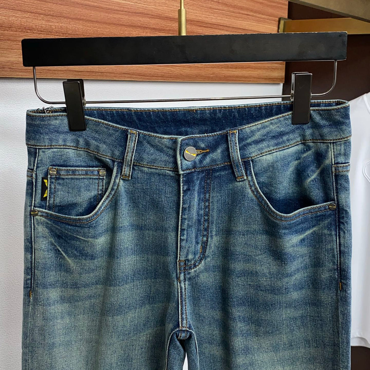 Vintage Wash All-Over Geometric Motif Print Denim Jeans L260645