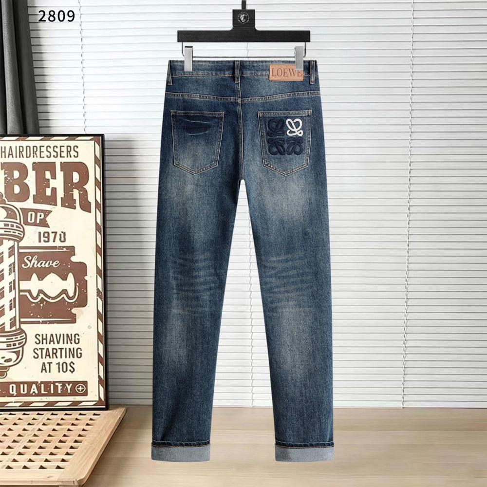 Knotted Embroidery Logo Straight Fit Denim Jeans NE210202