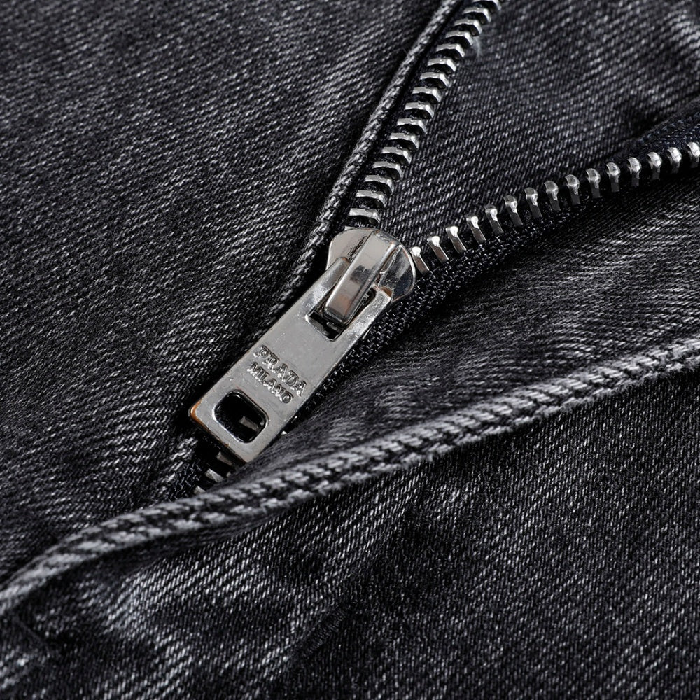 Men's Metal Triangle Logo Straight Fit Denim Jeans NE210204