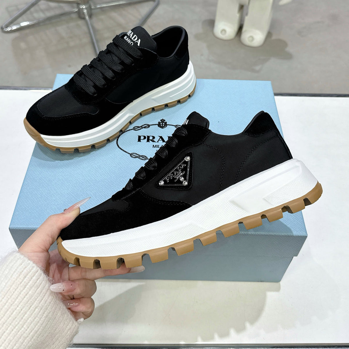 Suede Fabric Patchwork Triangle Logo Chunky Sole Sneakers S283410