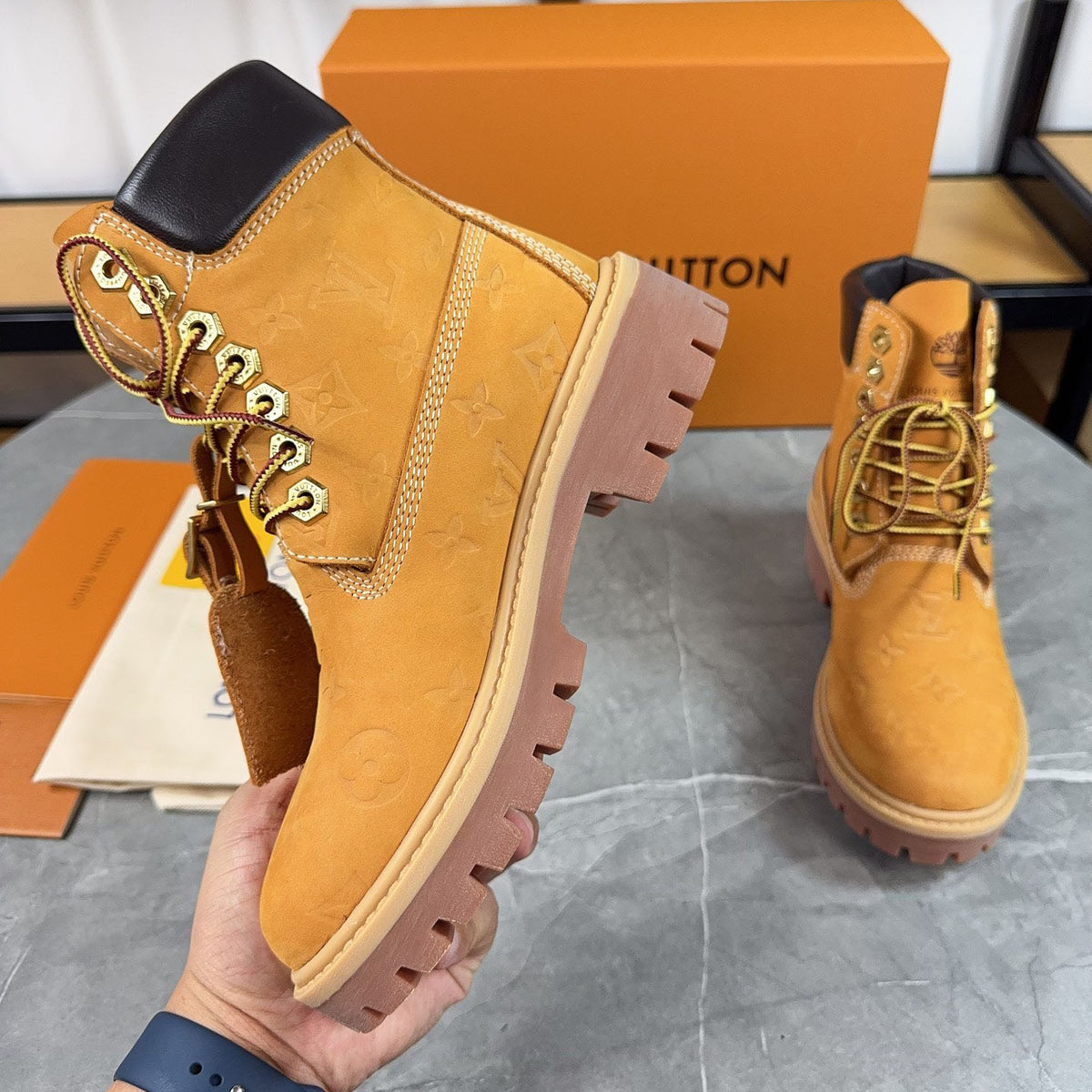 Embossed Thick Sole Martin Work Boots S265506