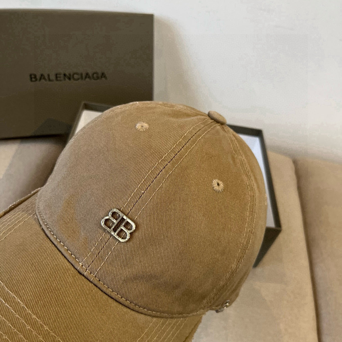 Frayed Edge Metal Logo Baseball Cap G103006