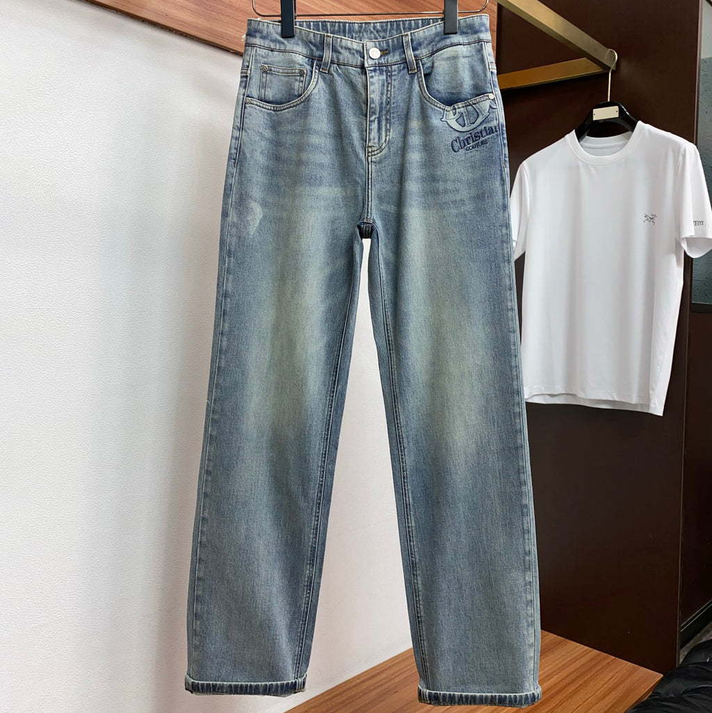 Pale Washed Denim Jeans With Faint Star Print On Back Pocket R260501
