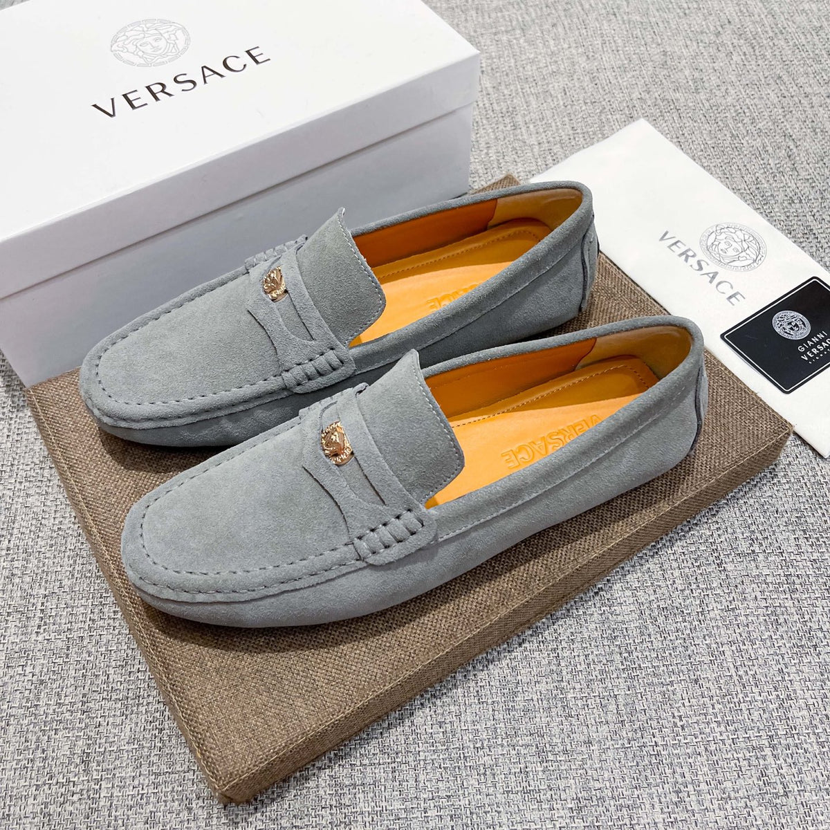 Men's Medusa Metal Ornament Buckle Slip-On Loafer Driving Shoes NE190116