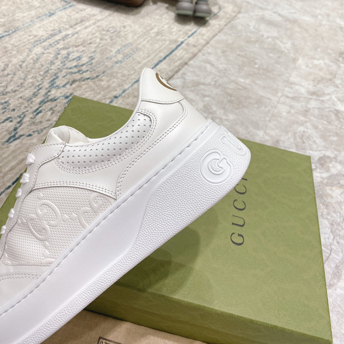 Embossed Pattern Lace-Up Thick Sole Casual Sneakers S283413