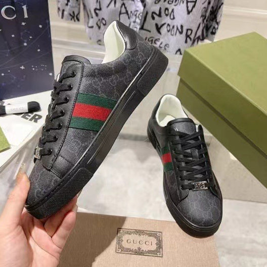 Allover Print Web Stripe Low Top Lace-Up Sneaker S283427