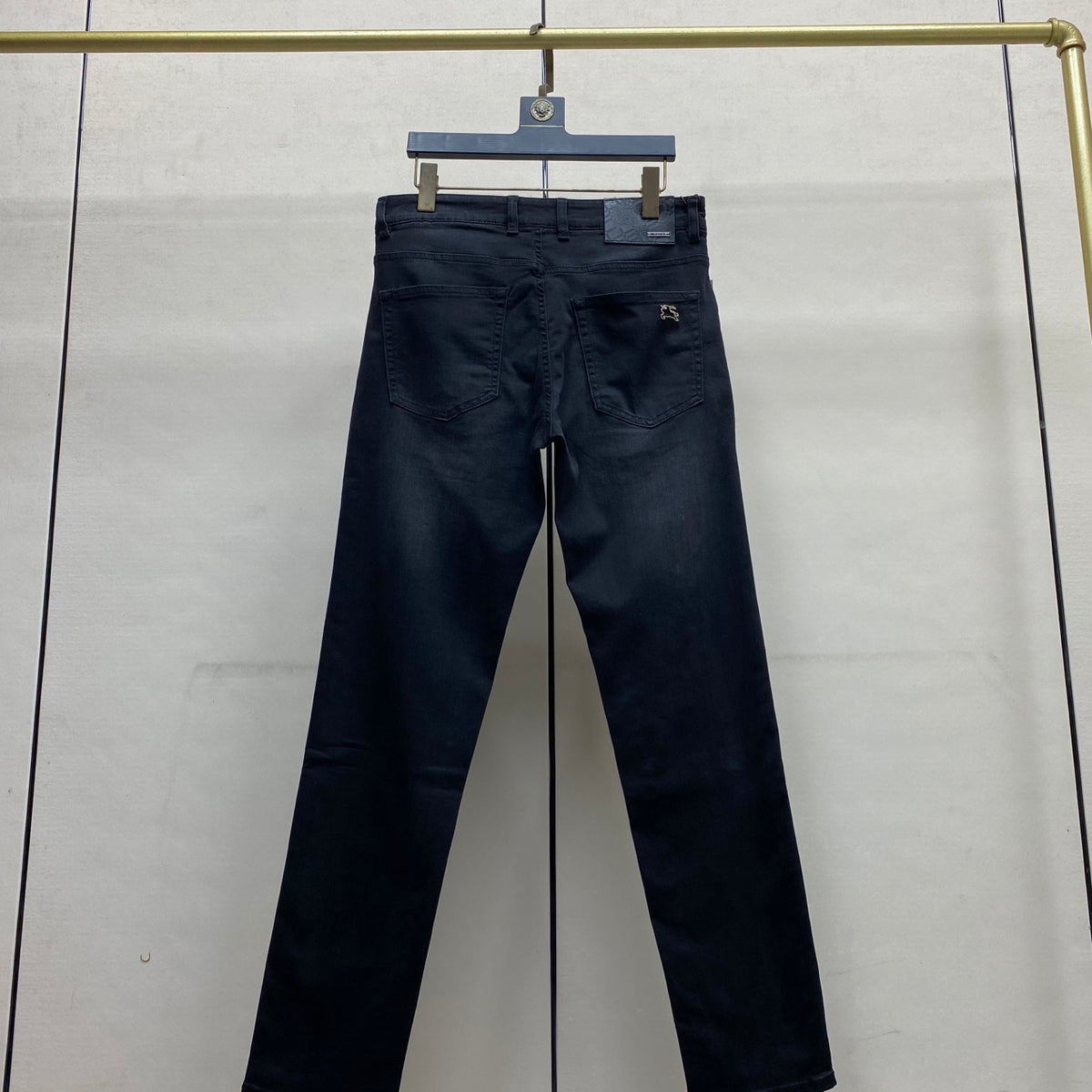 Vintage Black Wash Metal Badge Denim Jeans M260731