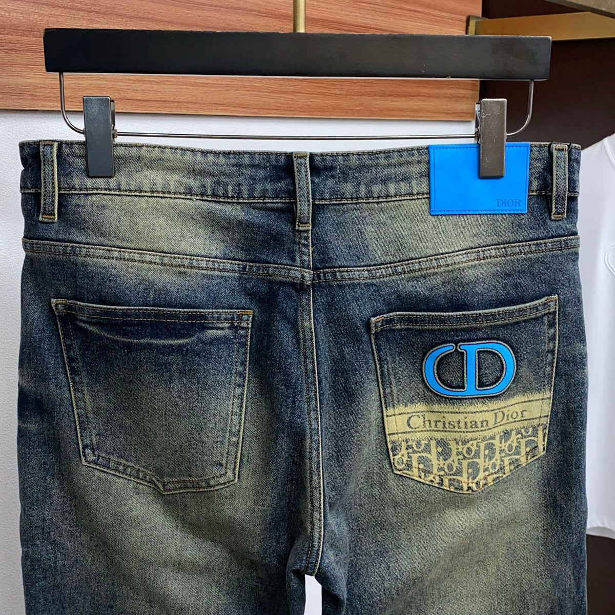 Back Pocket Printed & Embroidered Vintage Denim Jeans R260531