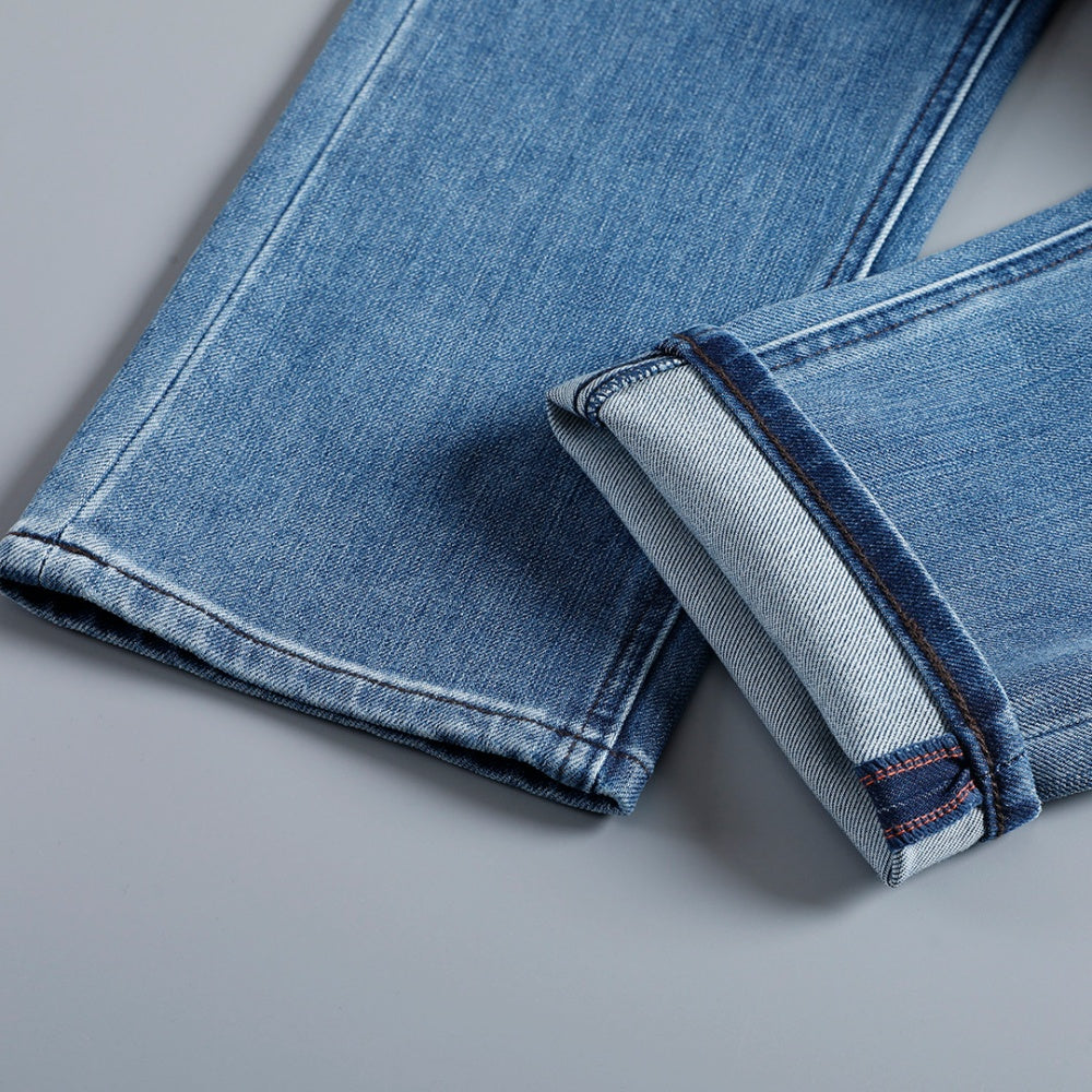 Embroidered Logo Straight Fit Denim Jeans NE210201