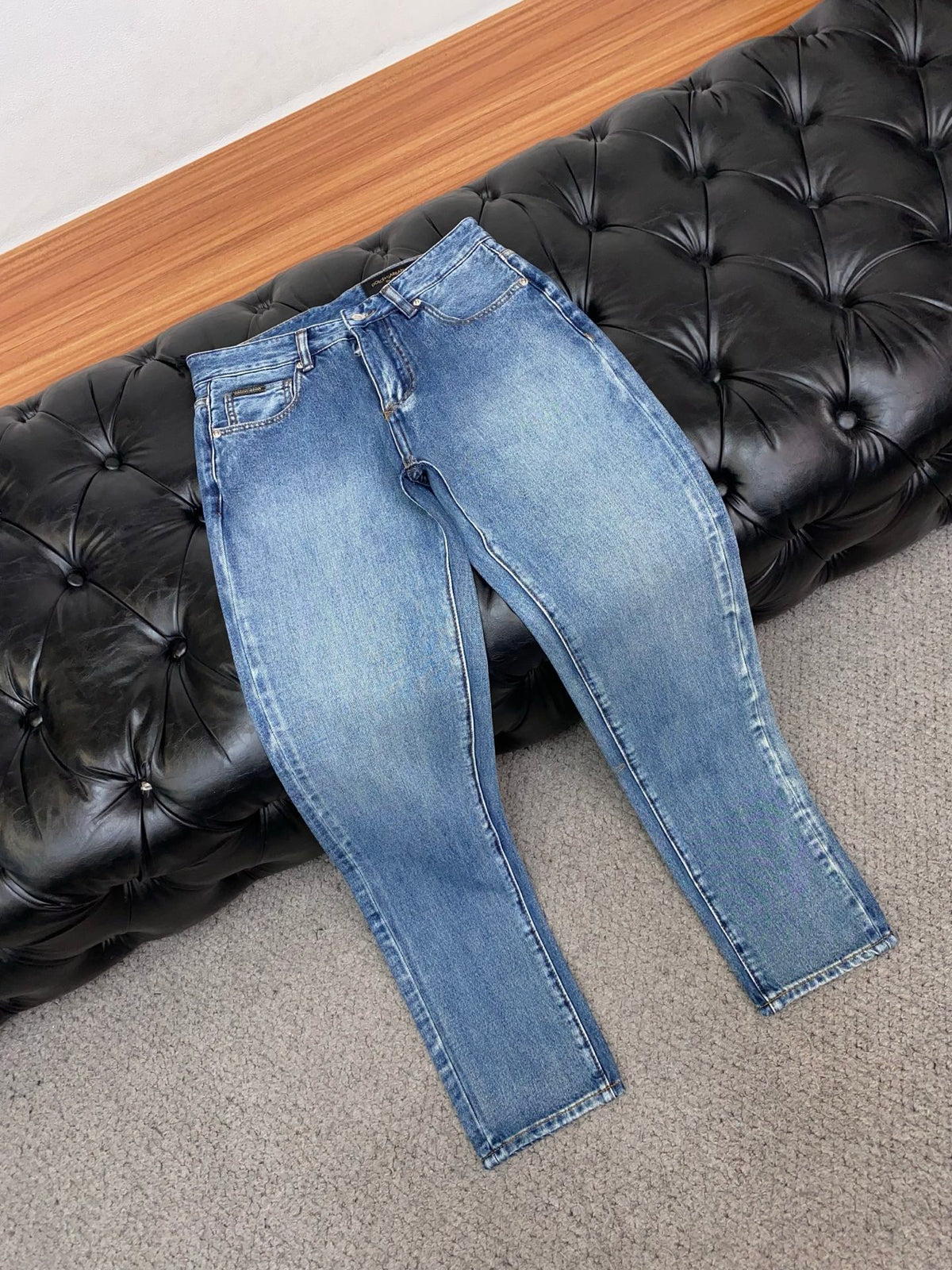 Royal Wreath Embossed Slim Fit Denim E260916