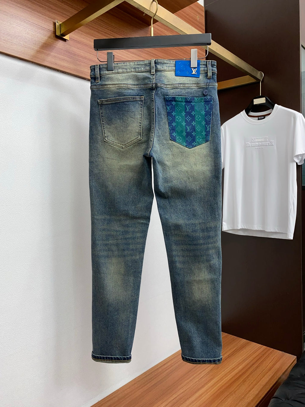 Yellow Tone Retro Denim Jeans With Blue Leather Waist Patch R260537