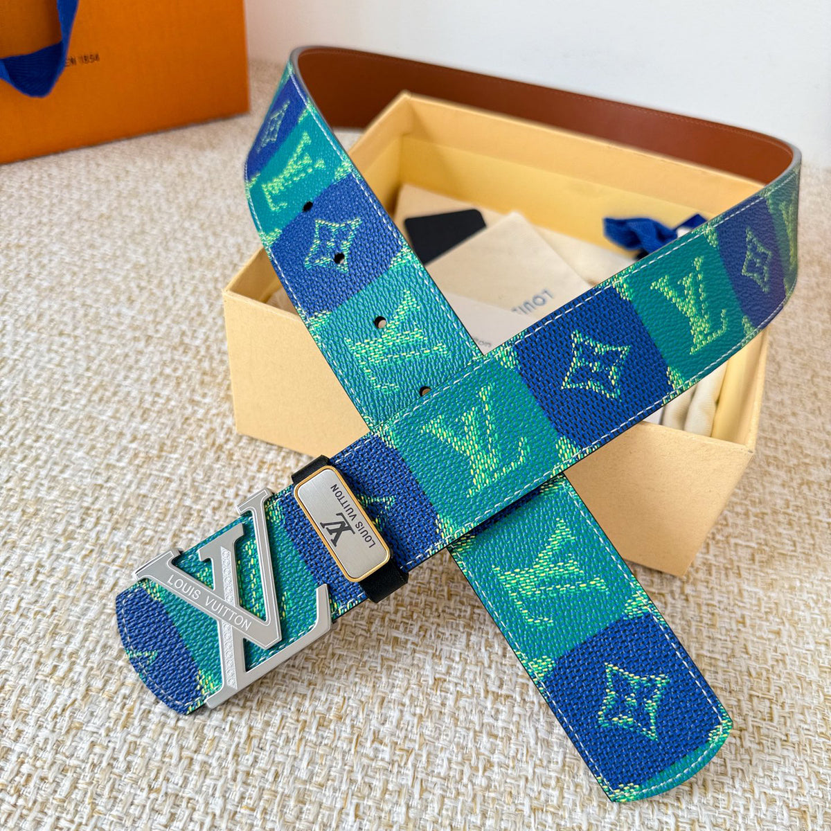 Color Block Checkered Print Interlocking Metal Buckle Belt E020805