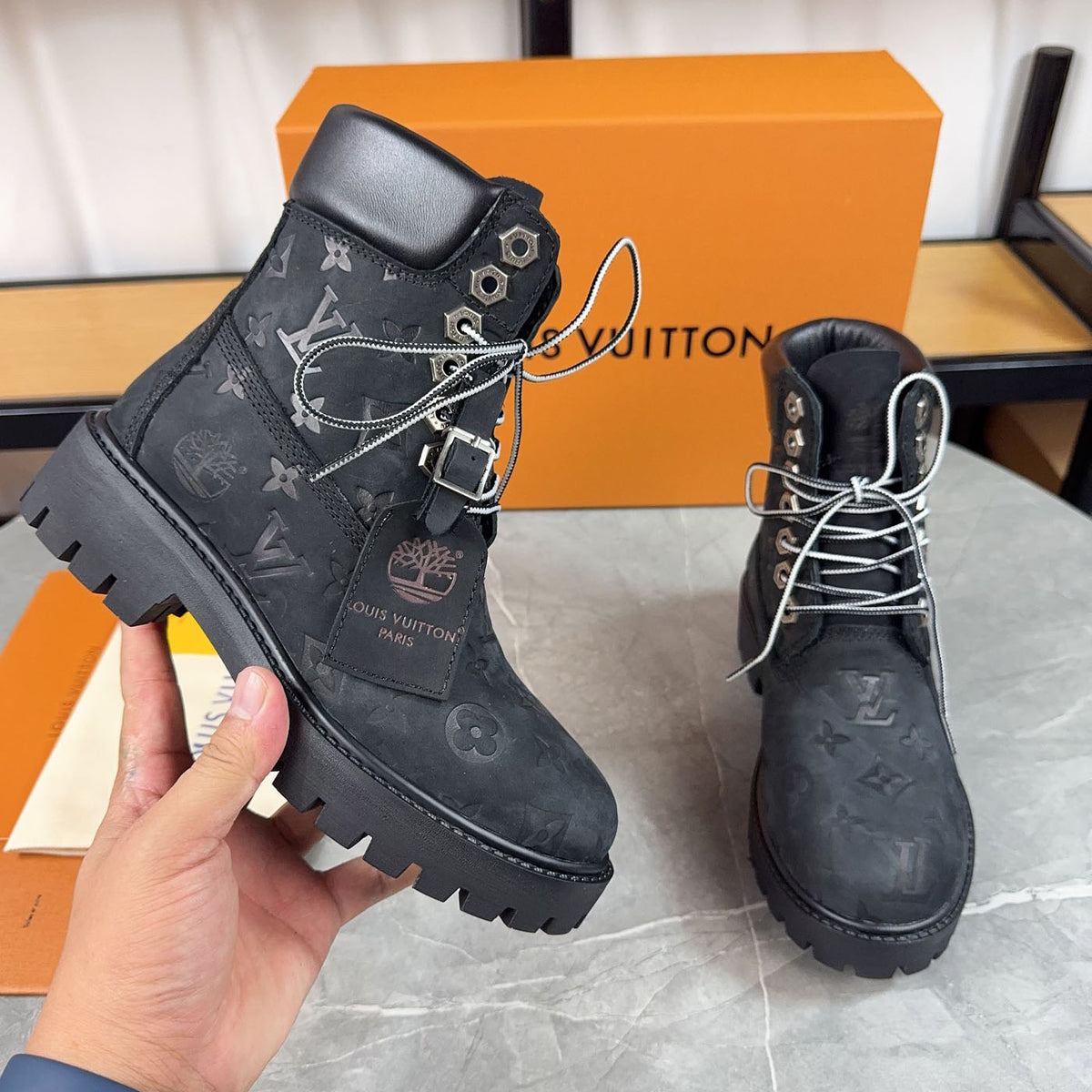 Embossed Thick Sole Martin Work Boots S265506