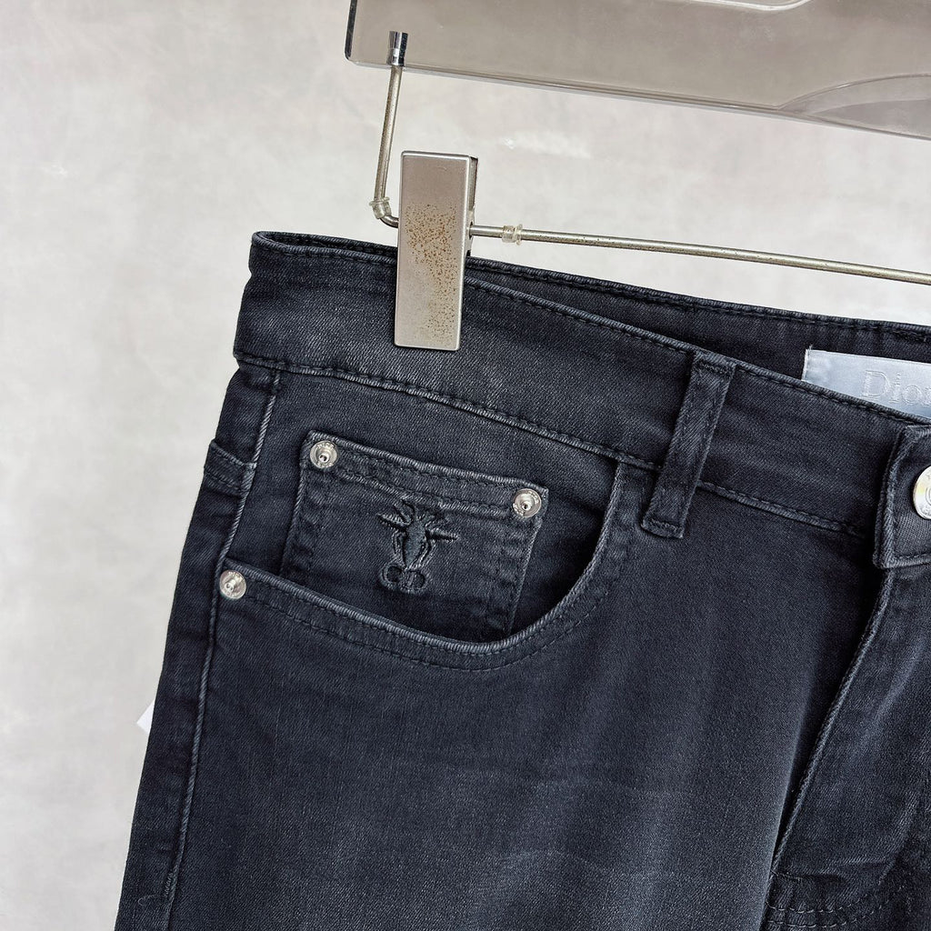 Black Faded Wash Raised Appliqué Pocket Denim Jeans L260622