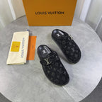 Embossed Strap Buckle Mule Slides S265511