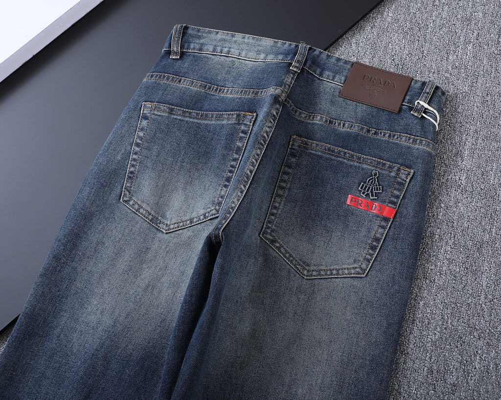 Vintage Emblem Embroidery Red Label Slim Denim V260839