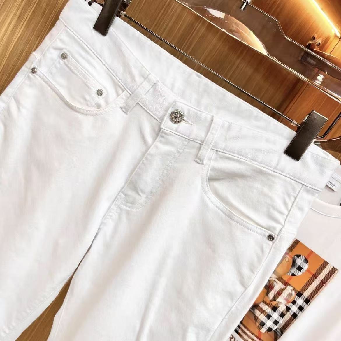 White Waistband Logo Print Triangle Logo Slim Jeans C261007