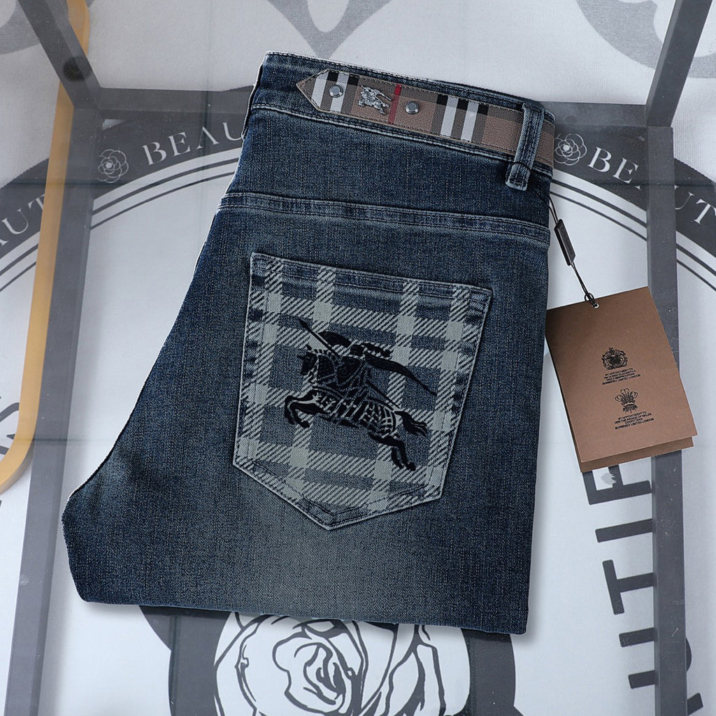 Dark Vintage Fade Check Print Knight Logo Jeans V260810