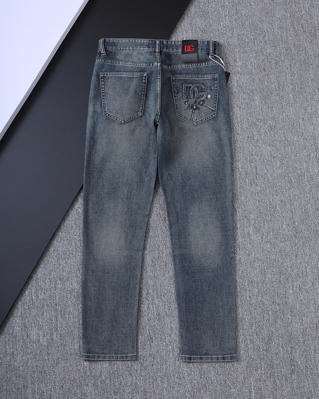 Vintage Key Artwork Print Slim Denim V260833