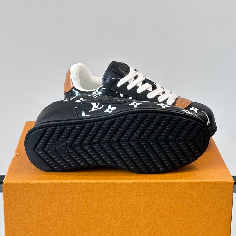 Allover Printed Lace-Up Low Top Platform Sneakers S283420