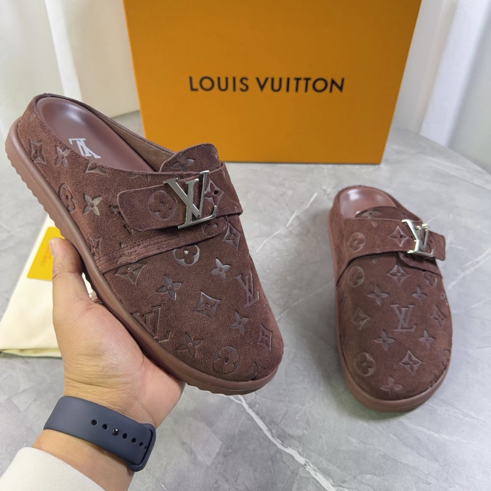 Embossed Strap Buckle Mule Slides S265511