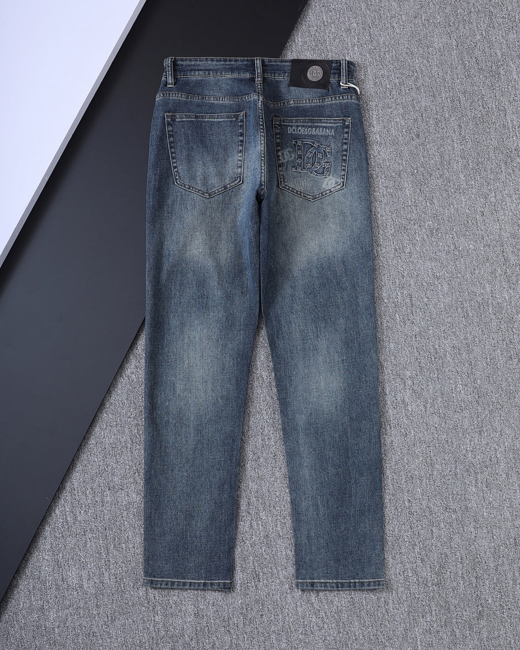 Vintage Embossed Emblem Slim Denim V260822