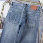 Light Wash Round Medusa Crest Jeans E260918